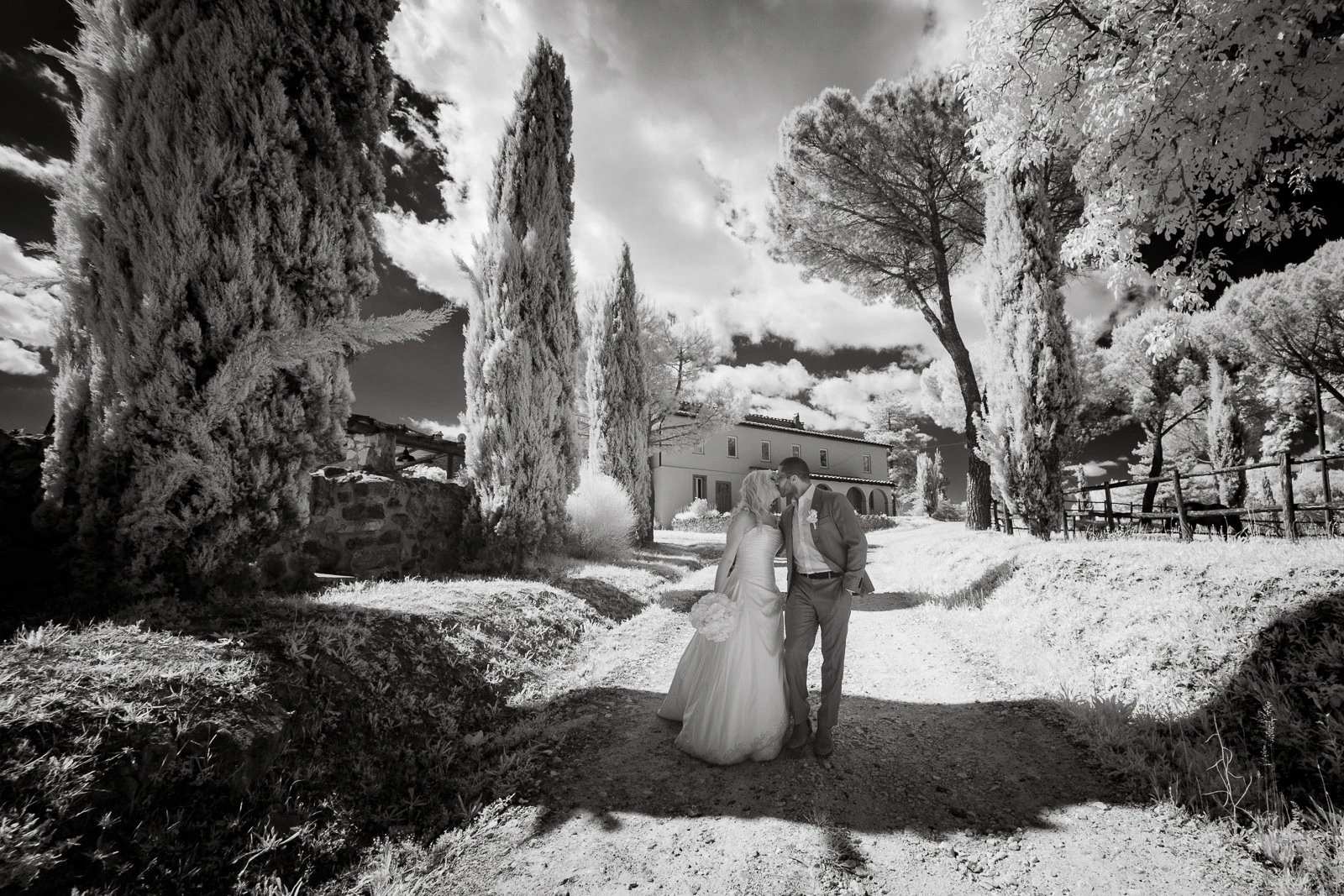 Andrea Cittadini Wedding Photographer Umbria and Tuscany - 44 Andrea Cittadini Photography - Elopement photographer San Galgano Abbey