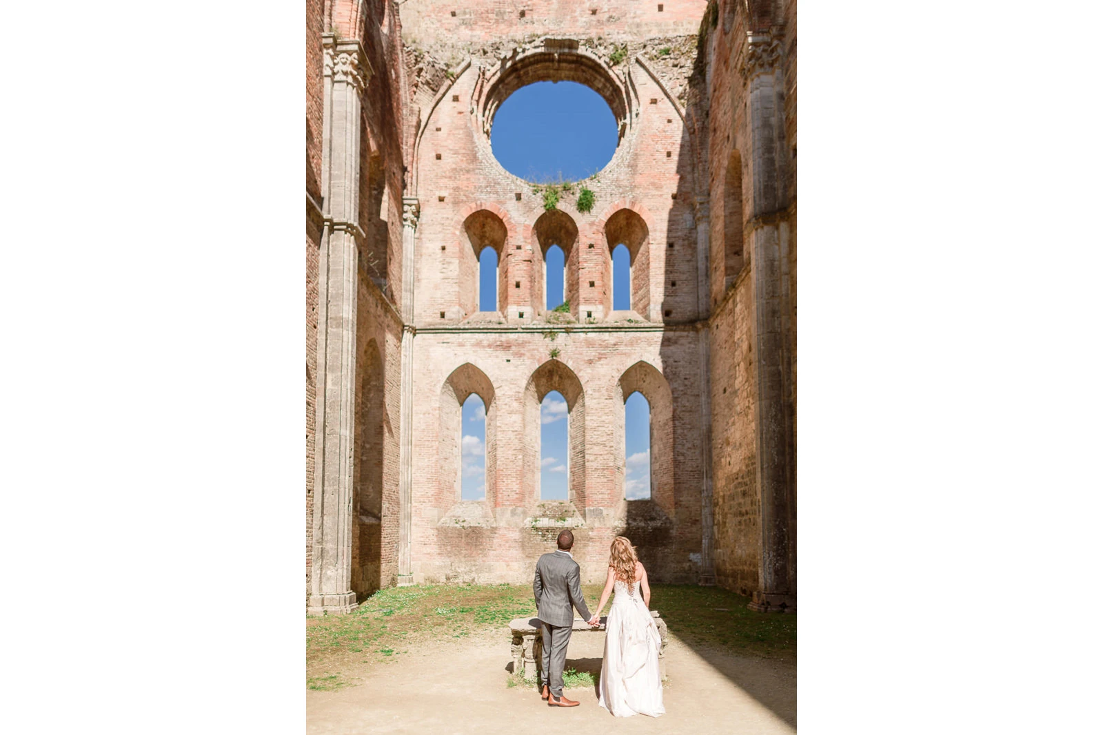 Andrea Cittadini Wedding Photographer Umbria and Tuscany - 110 Andrea Cittadini Photography - Elopement photographer San Galgano Abbey