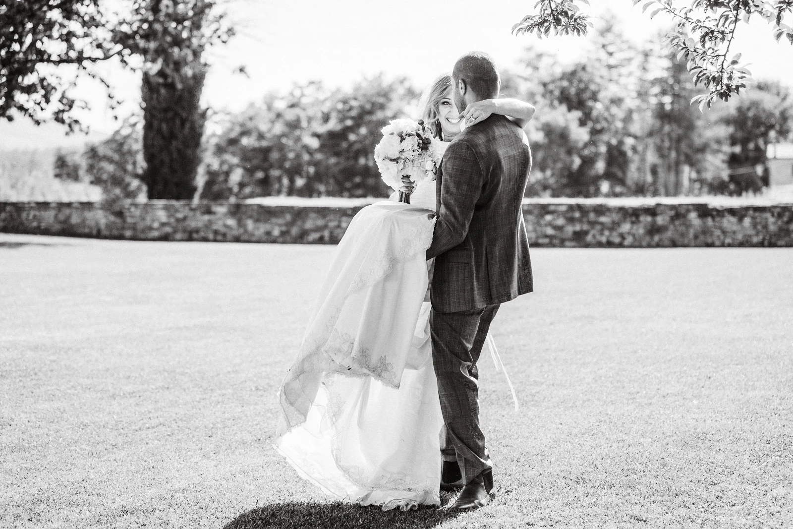 Andrea Cittadini Wedding Photographer Umbria and Tuscany - 128 Andrea Cittadini Photography - Elopement photographer San Galgano Abbey