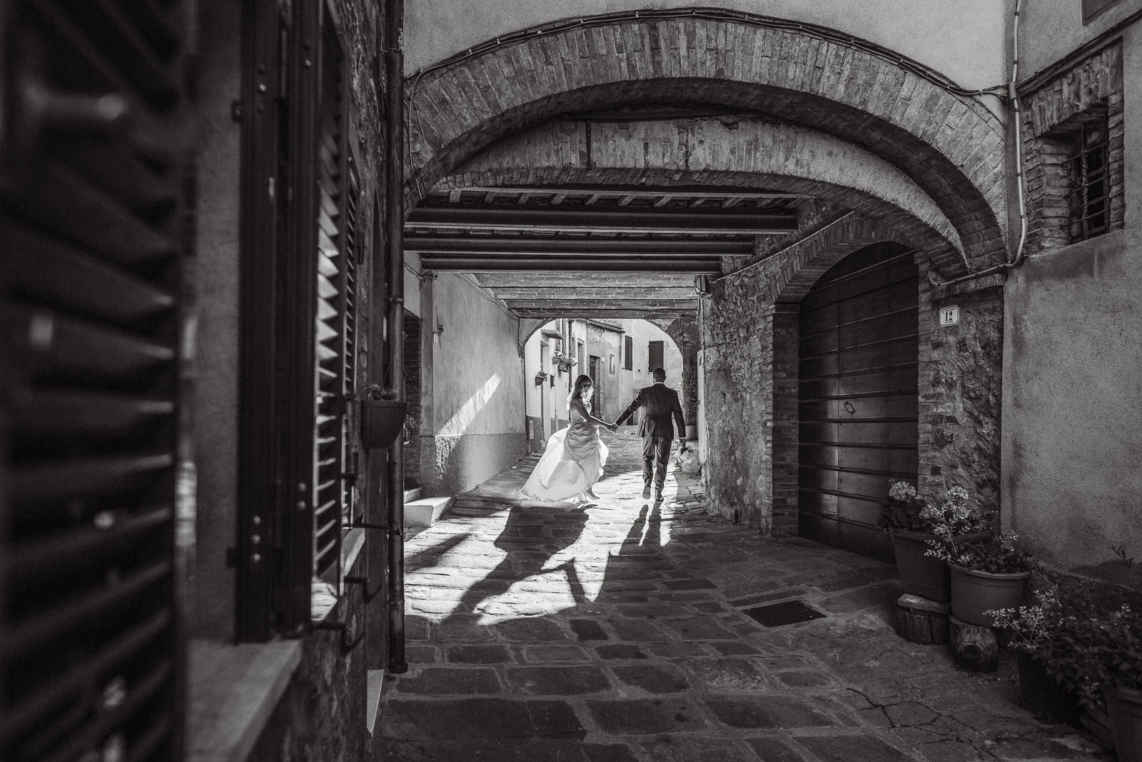 Andrea Cittadini Wedding Photographer Umbria and Tuscany - 164 Andrea Cittadini Photography - Elopement photographer San Galgano Abbey