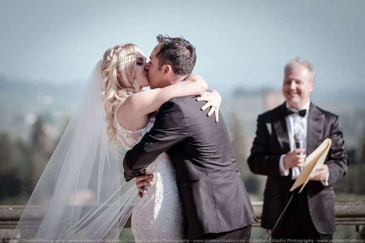 Andrea Cittadini Wedding Photographer Umbria and Tuscany - 98 Andrea Cittadini Photography - The blessing of a bilingual ceremony