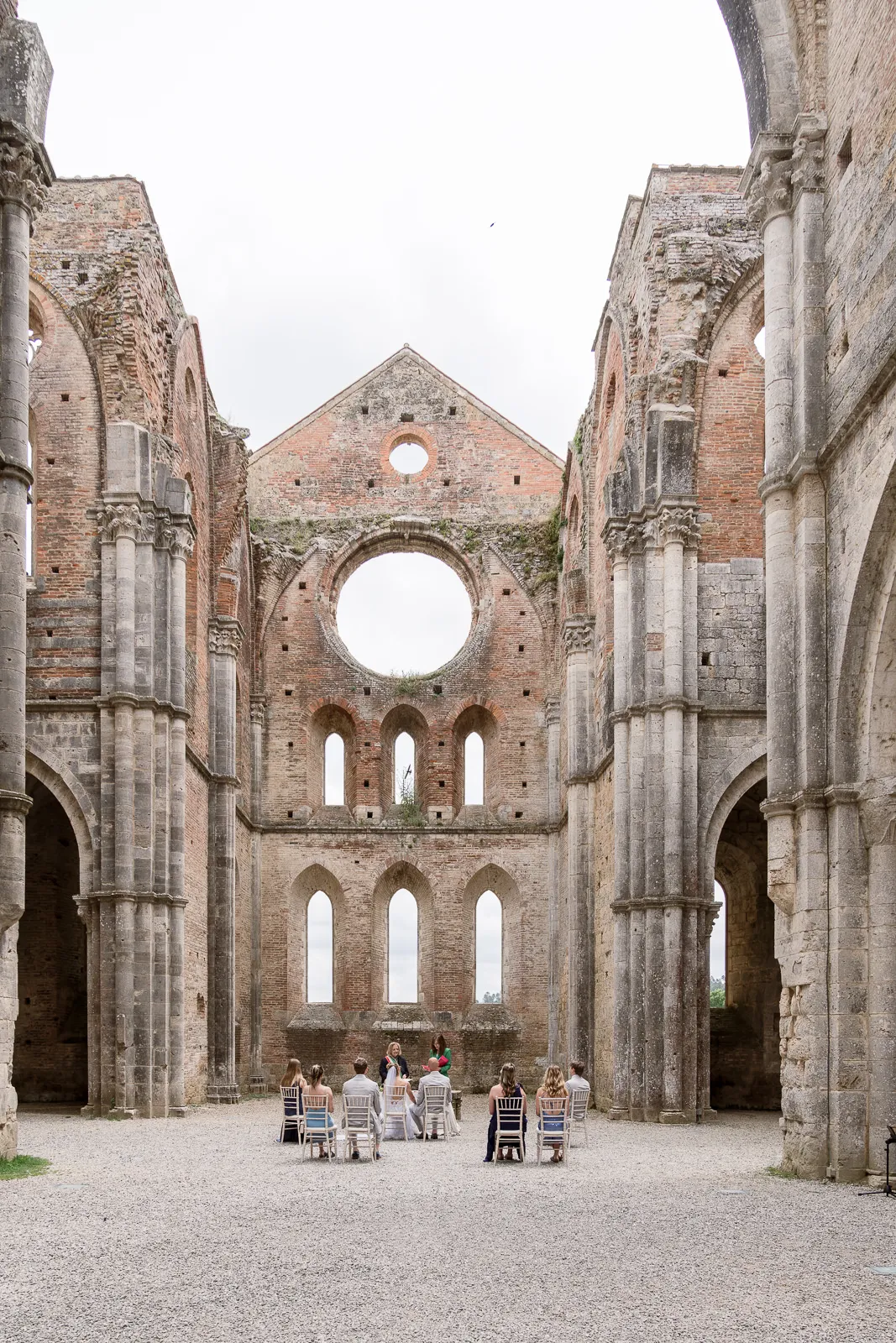 Andrea Cittadini Wedding Photographer Umbria and Tuscany - 3 Tuscany Elopement - wedding photographer tuscany - San galgano abbey