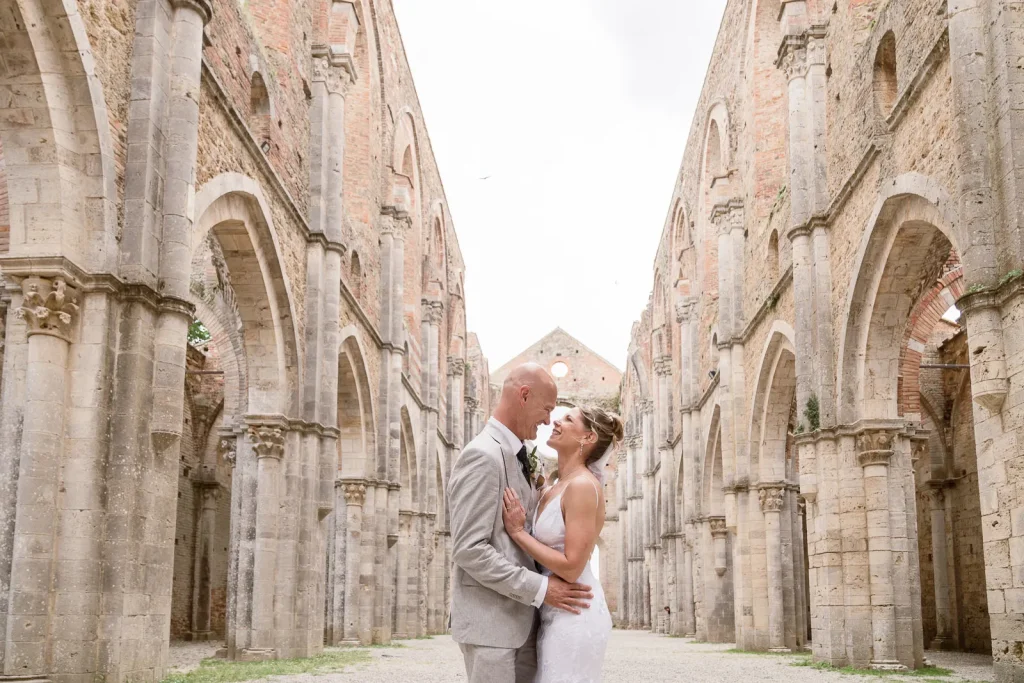 Tuscany Elopement - wedding photographer tuscany - San galgano abbey