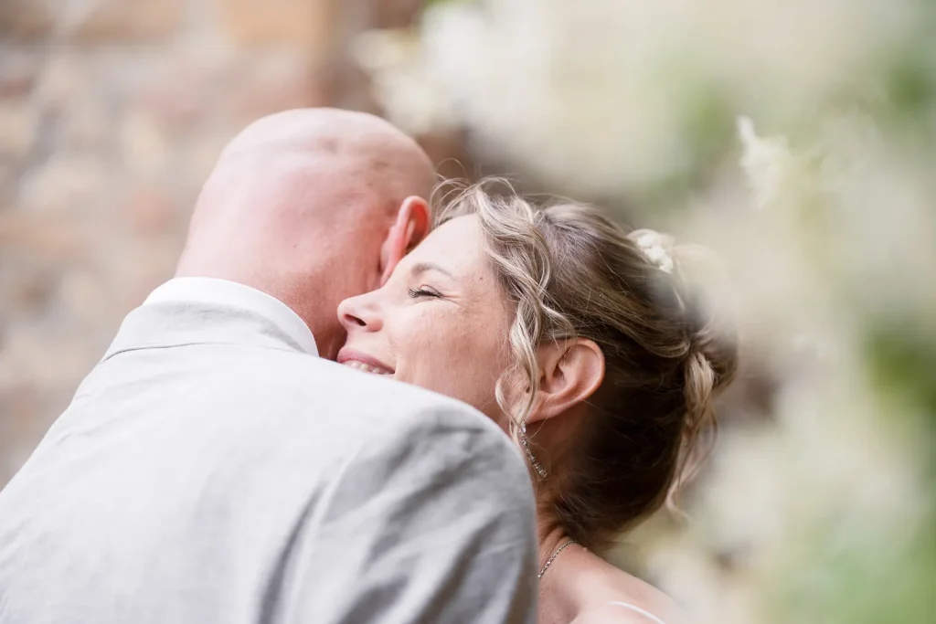 Tuscany Elopement - wedding photographer tuscany - San galgano abbey - Tuscany wedding photographer
