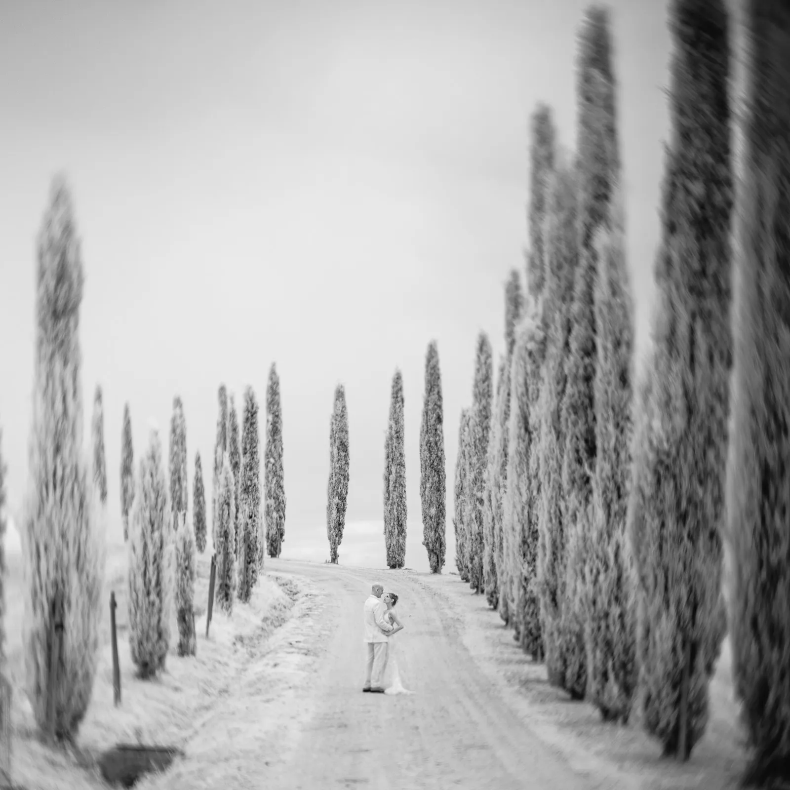 Tuscany Elopement - wedding photographer tuscany - San galgano abbey