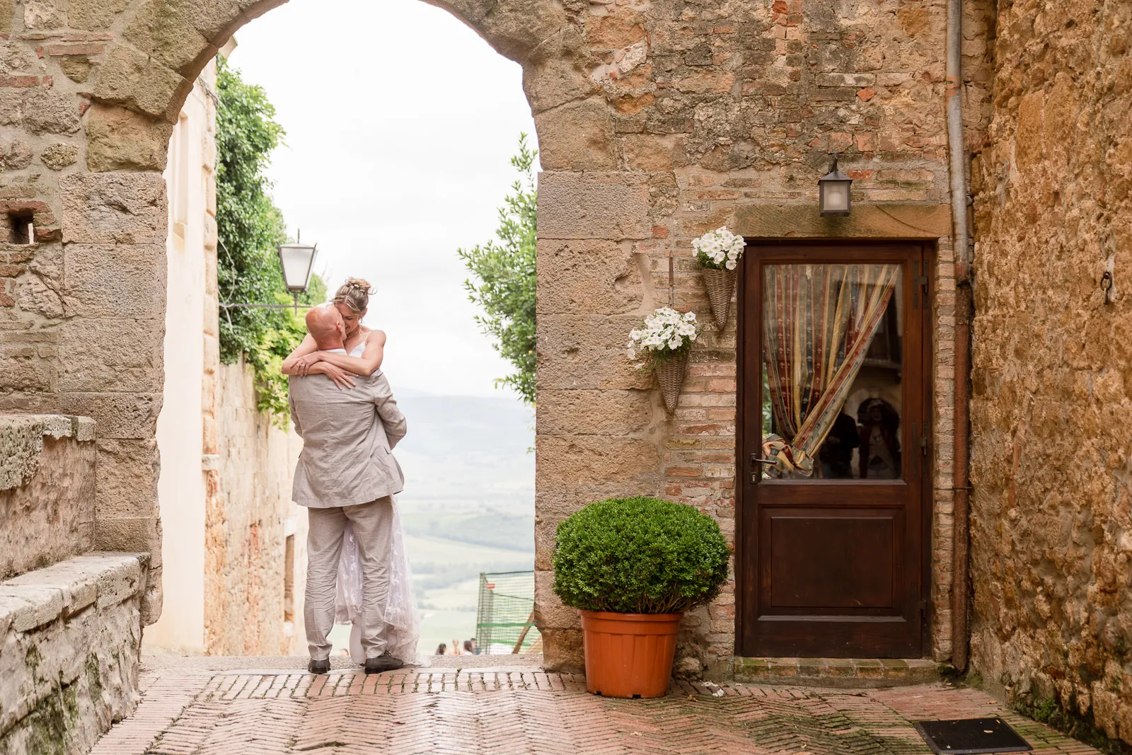Andrea Cittadini Wedding Photographer Umbria and Tuscany- 125tuscany elopement elopement photographer italy san galgano abbey pienza