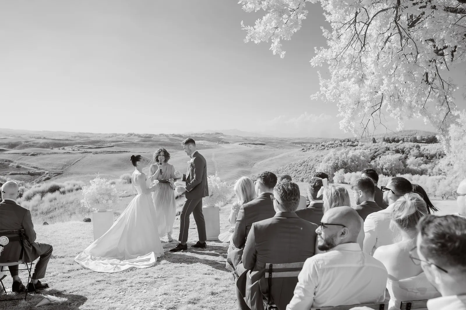 Andrea Cittadini Wedding Photographer Umbria and Tuscany - 64 Tuscan Countryside wedding - Country Relais & Spa Le Capanne