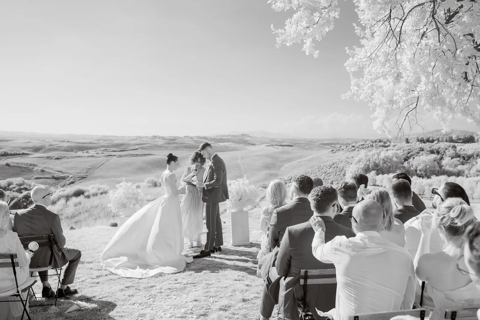 Andrea Cittadini Wedding Photographer Umbria and Tuscany - 66 Tuscan Countryside wedding - Country Relais & Spa Le Capanne