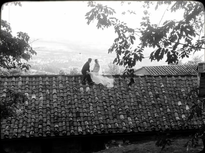 Andrea Cittadini Wedding Photographer Umbria and Tuscany - 1 RetroFrames Screen - Super 8 wedding video