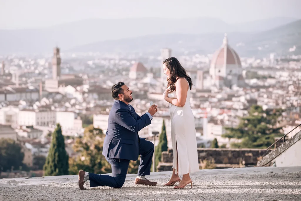 Tuscany wedding photographer - Best wedding photographer in Italy - Wedding venues in Tuscany Surprise proposal in Italy - Best surprise proposal photos